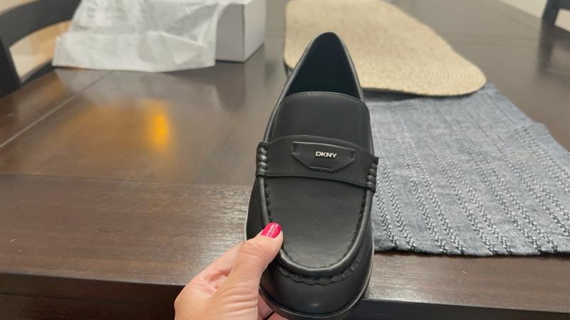 Customer photo for "Perfect office or daily shoe"