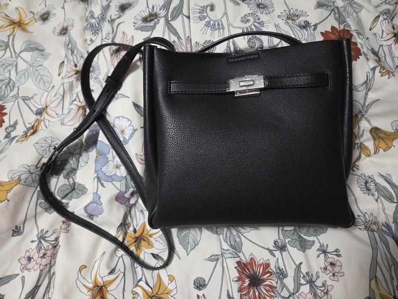 Customer photo for "Great bag for any occasion"