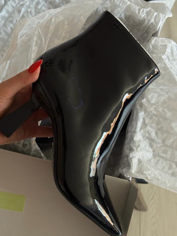 Customer photo for "Elegant, comfortable, and true to size with excellent quality."