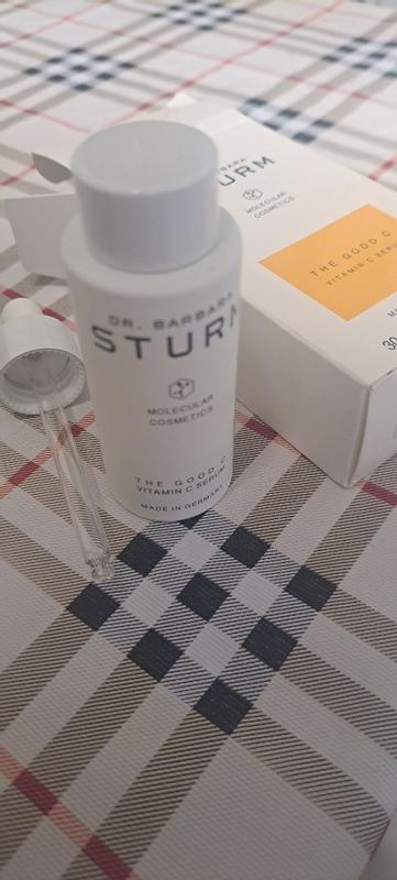Customer photo for "Thin, easy to use apply, effective."
