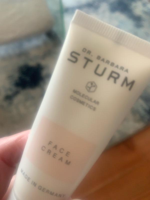 Customer photo for "leave skin soft"