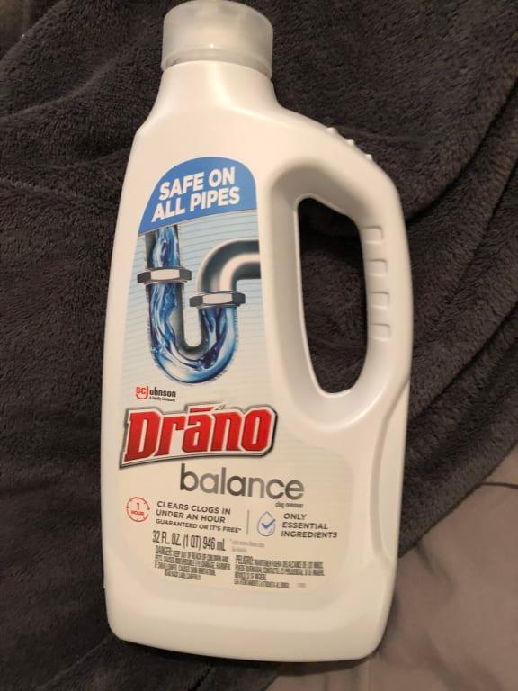 Drano Balance Drain Clog Remover and Cleaner, Non-Corrosive, Formulated  Using Only Essential Ingredients, 32 Fl Oz