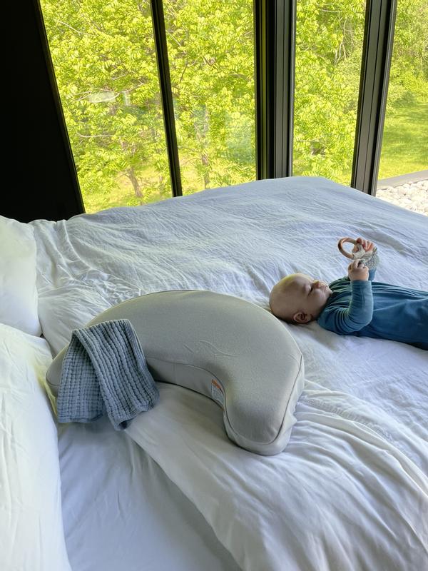 Dr. Brown's™ Feeding & Nursing Lap Support Pillow