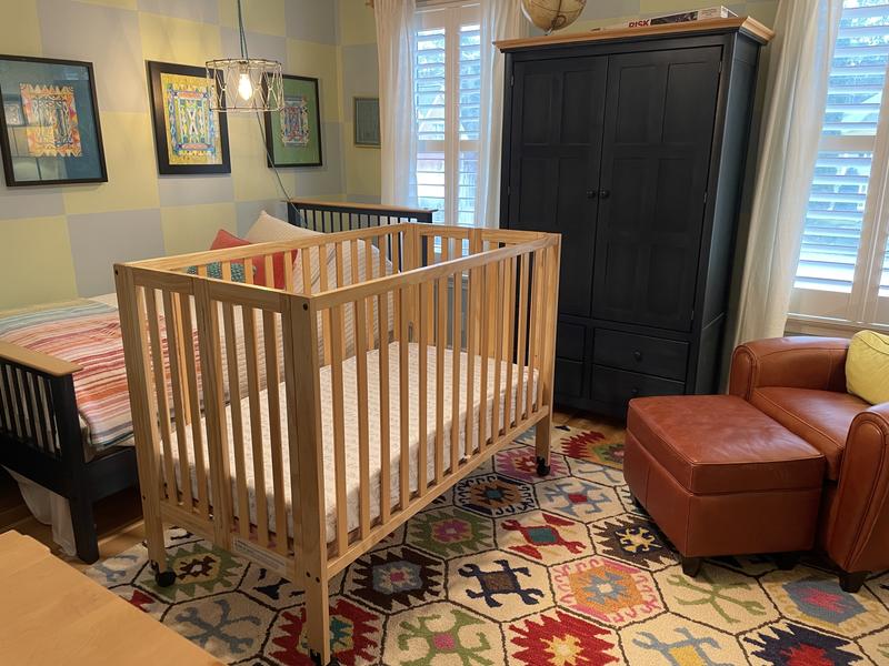 Dream On Me Quinn 2in1 Portable Full Size Folding Crib Bed Bath