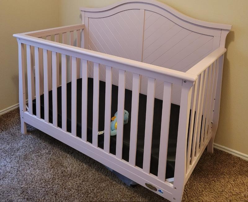 Kaylin 5 in 1 Convertible Crib Dream On Me