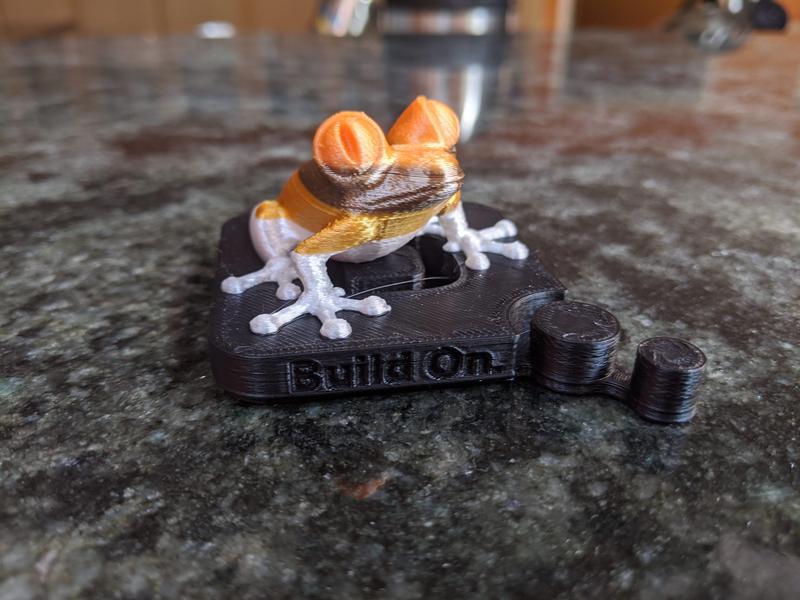 Use Pause to change Filament! Black->White->Gold->Bronze->Silk Orange