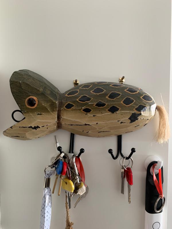 Finished product using metal and wood attachments.