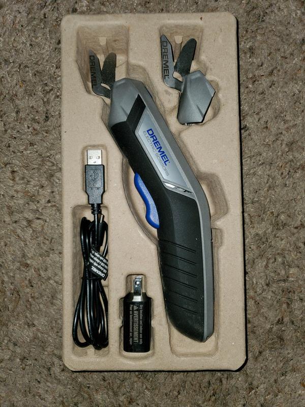 Dremel 4V Cordless Electric Scissors with USB Rechargeable Battery and Two  Blade Attachments - Ideal for Cutting Cardboard, Fabric, and Paper, HSSC-01