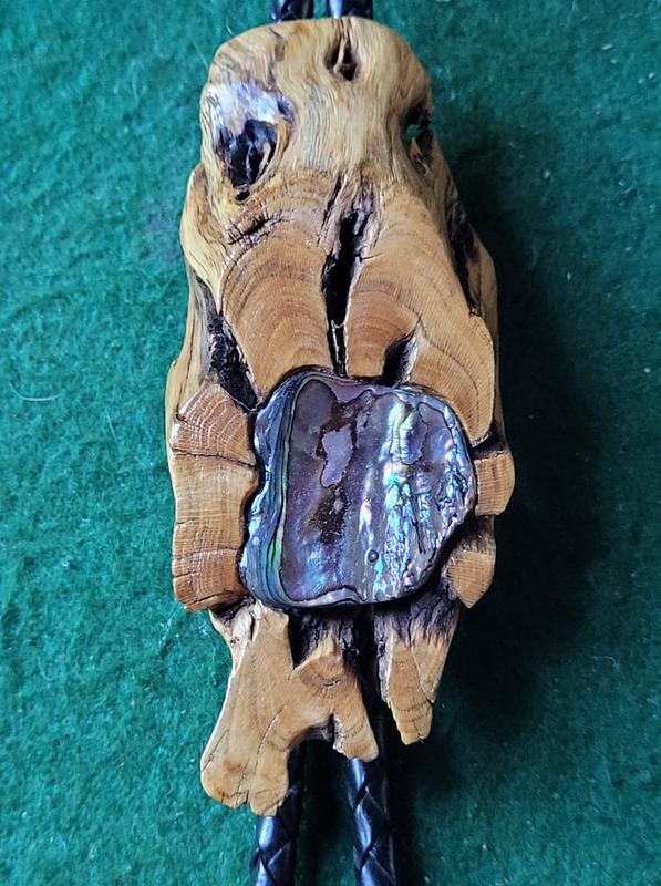 Bolo Tie Coyote Cliffs Studios