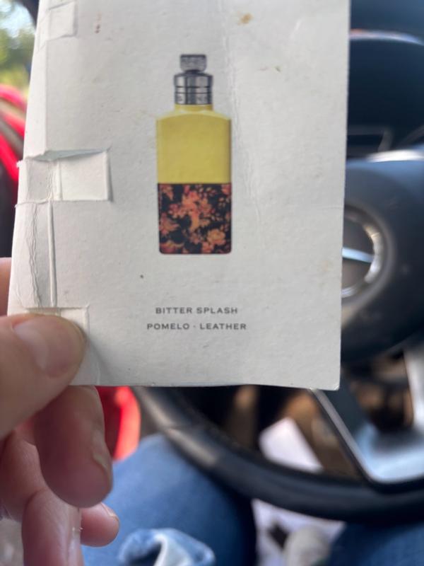 Customer photo for "Strong musky scent"