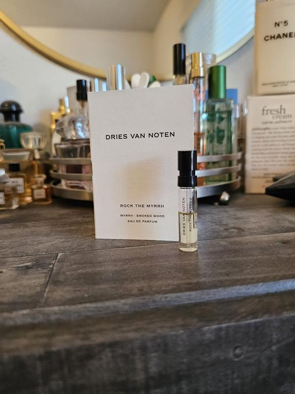 Customer photo for "Versatile everyday perfume"
