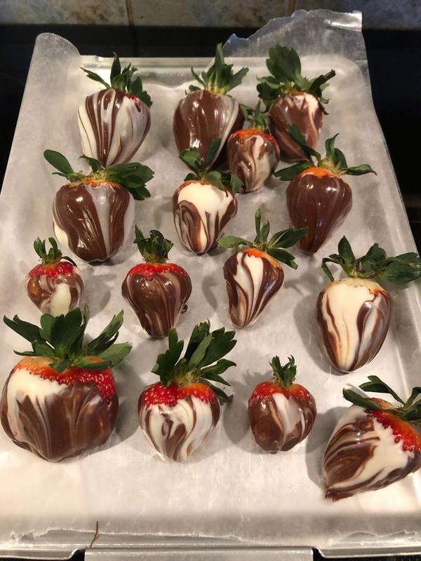 Featured image of post Recipe of Black And White Chocolate Strawberries