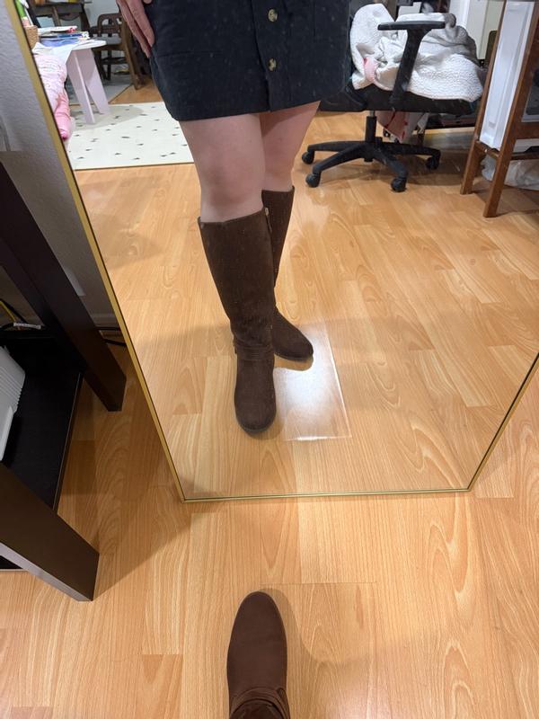 Customer photo for "You will LIVE in these boots 👢🤎💗🤎💗"