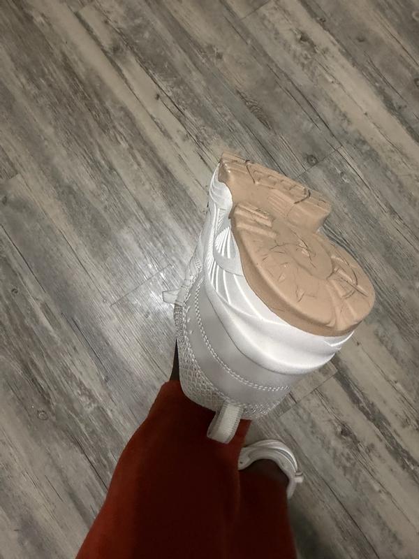 Customer carousel item 3.