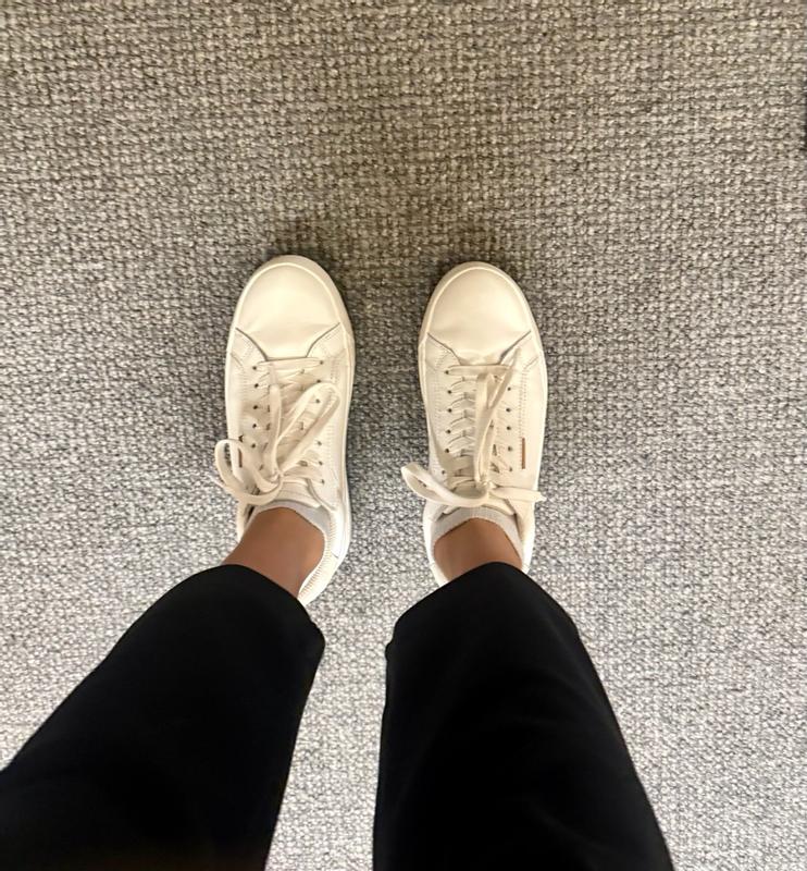Customer photo for "Staple Shoe to Add to Your Rotation!"