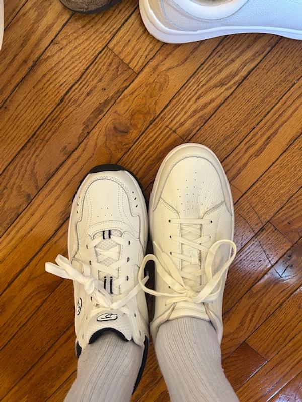 Compared to 'Feel Great' size 12 wide.