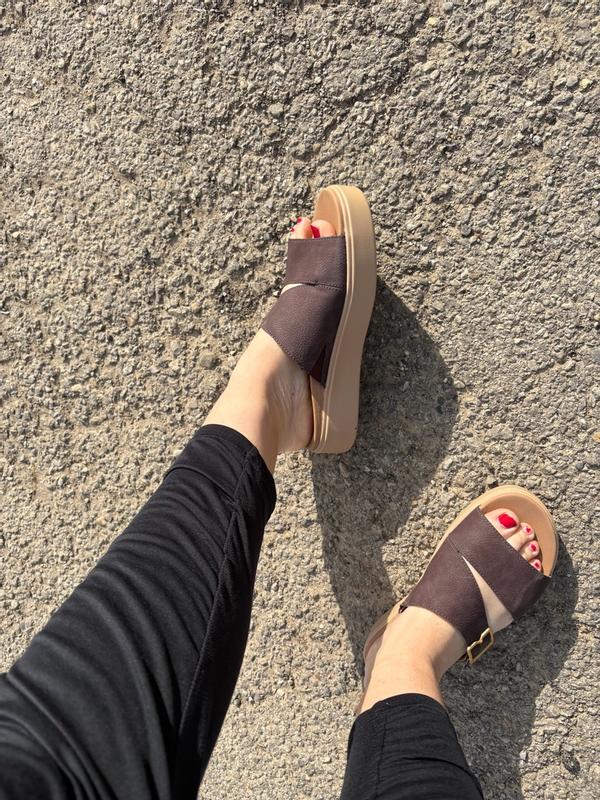 Review Thumbnail Image 1 384704825