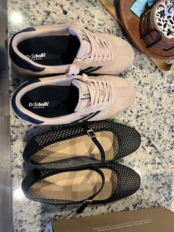 Customer photo for "Great fit, hoping to break them in soon"