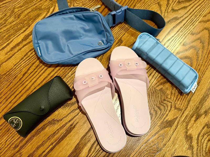 Customer carousel item 5.