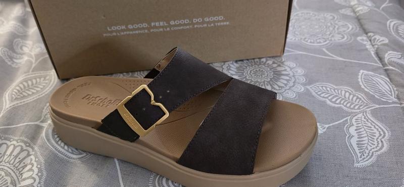Review Thumbnail Image 1 387601721