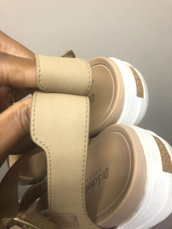 Flattened nodules on DSW shoe