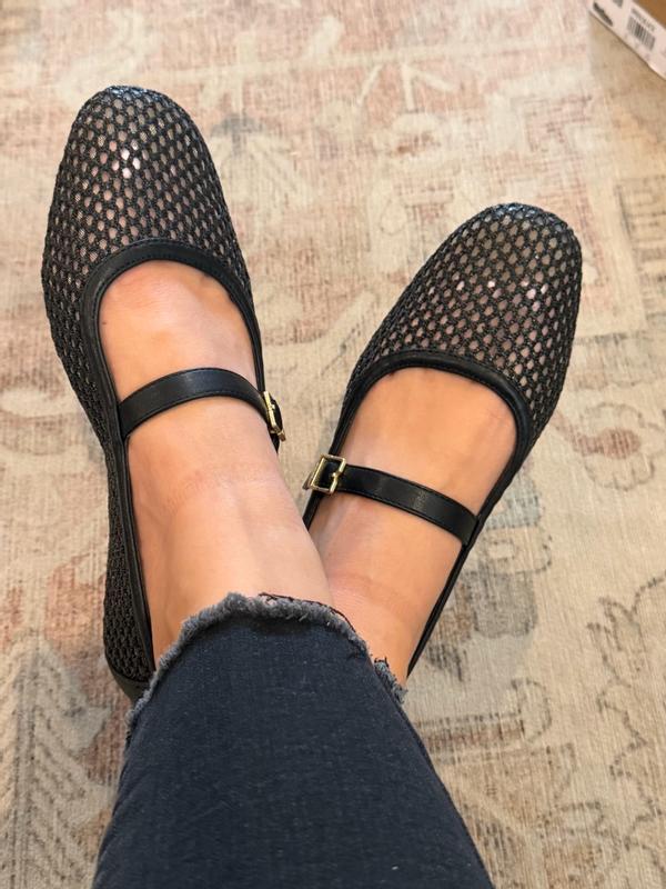 Customer photo for "GREAT shoe to transition to fall!"