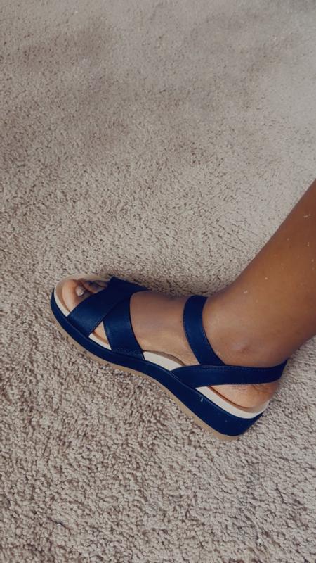 Review Thumbnail Image 0 382027496