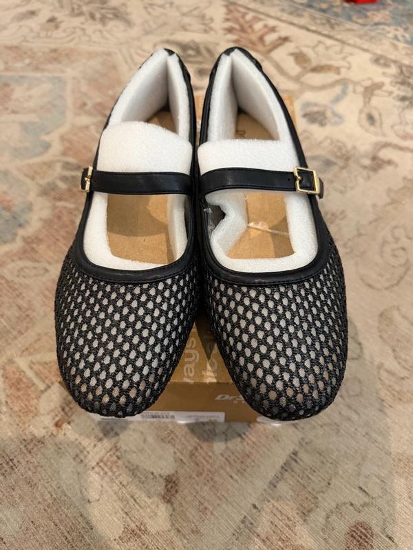 Customer photo for "GREAT shoe to transition to fall!"