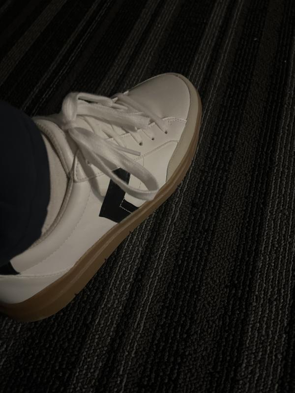 Shoes that are comfy and stylish!!!