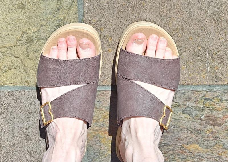 Review Thumbnail Image 1 382226294