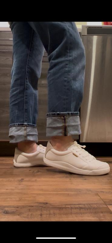 Customer carousel item 6.