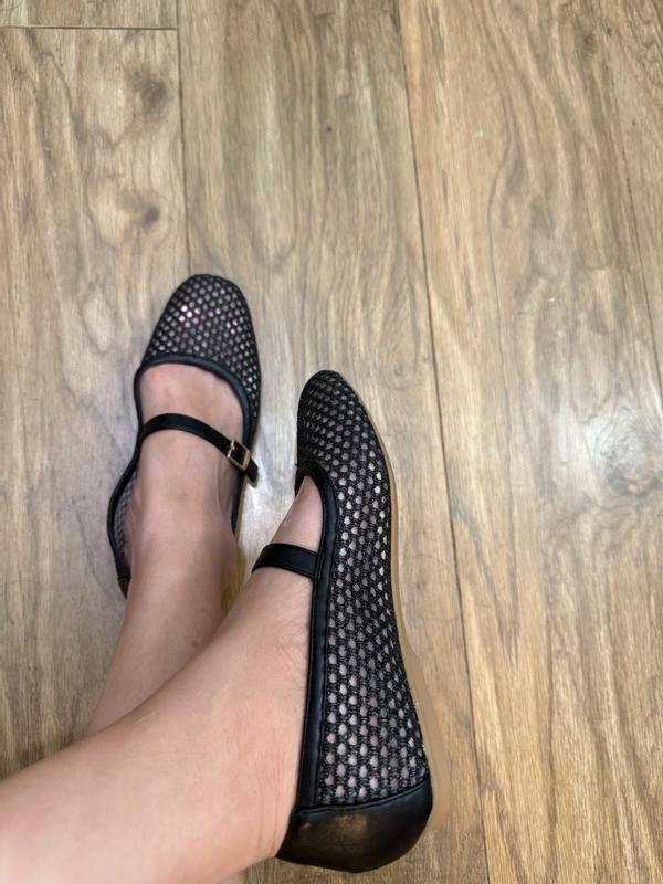 Customer photo for "Great value and great shoe."