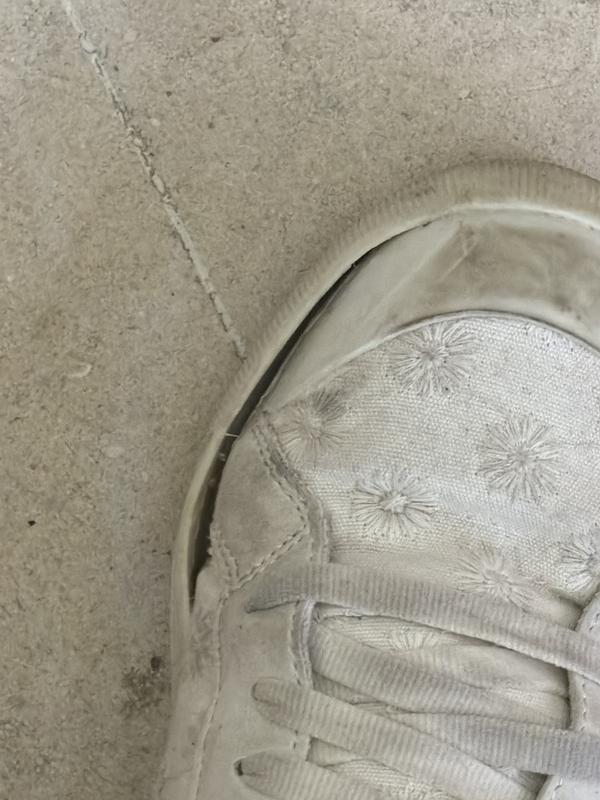 Customer photo for "Comfortable yet not long lasting"