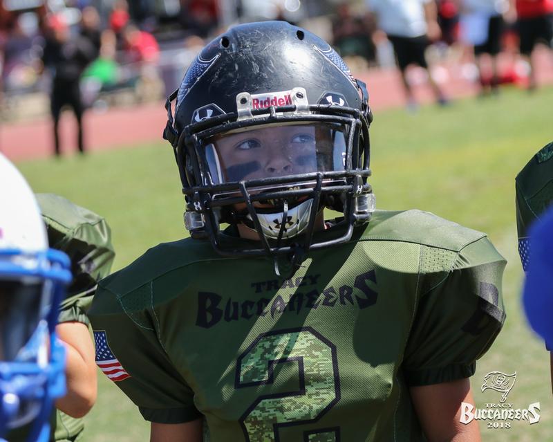 nike youth football visor