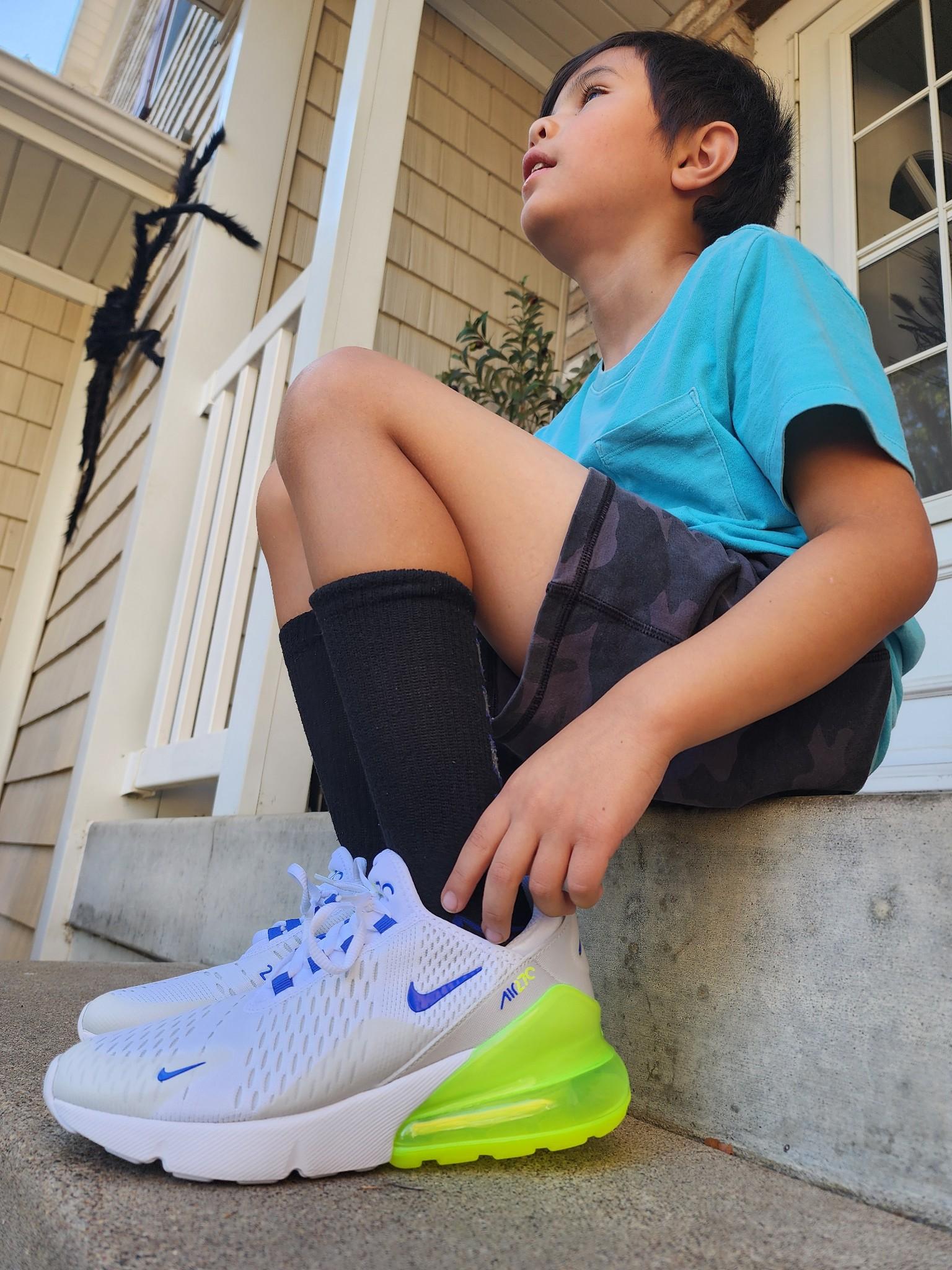 Nike Kids' Grade School Air Max 270 Shoes | Dick's Sporting Goods