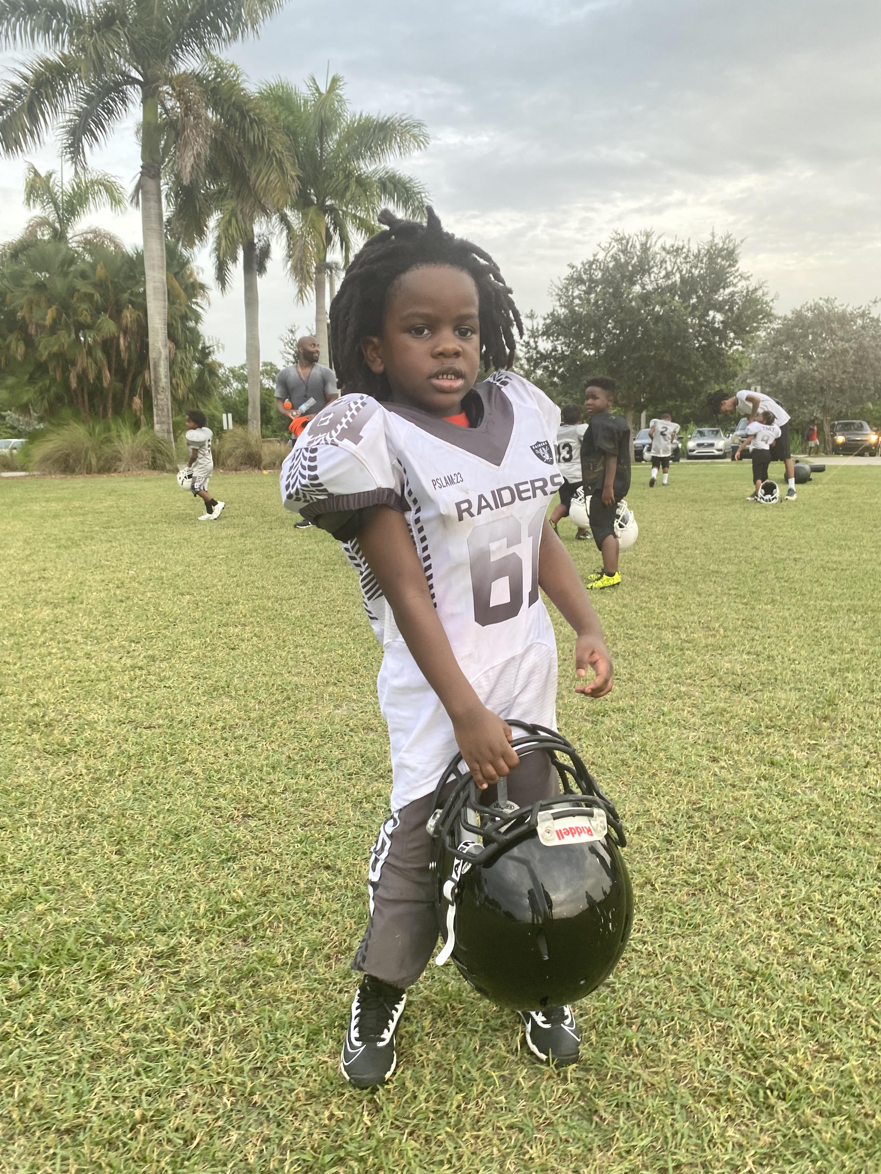 Under Armour Youth Spotlight Chinstrap | Dick's Sporting Goods
