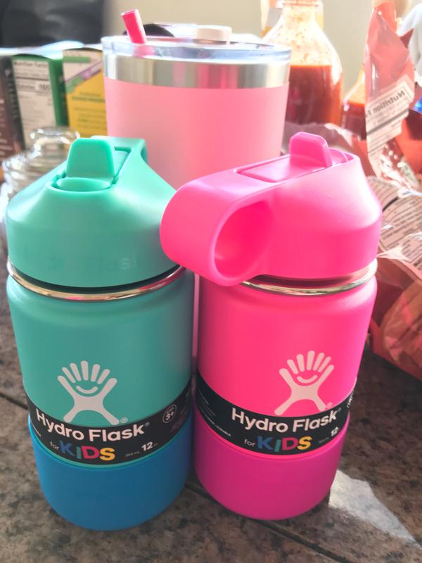 white hydro flask with pink lid