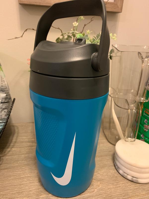 nike half gallon water bottle