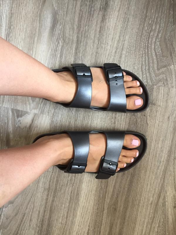 birkenstock arizona essentials