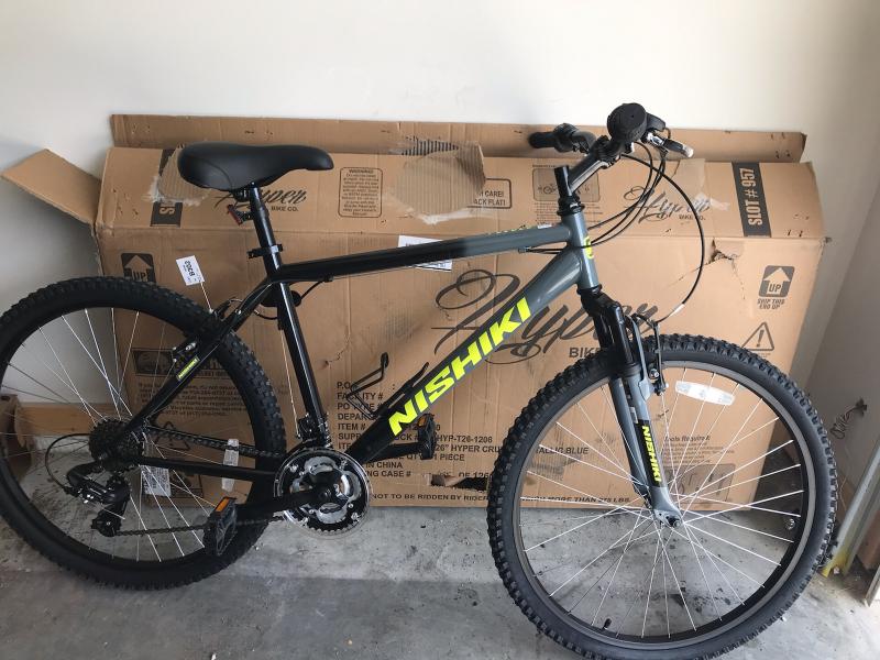 nishiki men's pueblo mountain bike