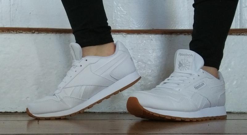 reebok classic womens shoes