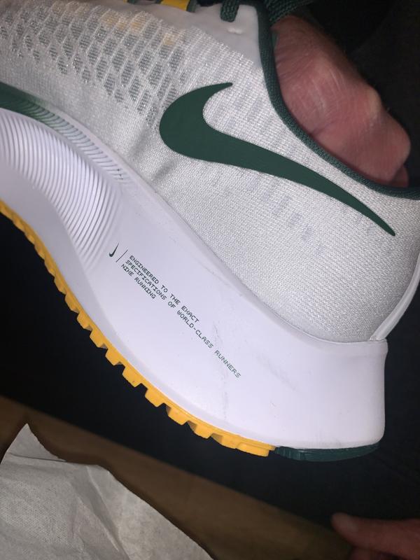 nike pegasus packers