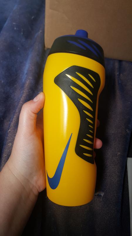 nike squeeze bottle