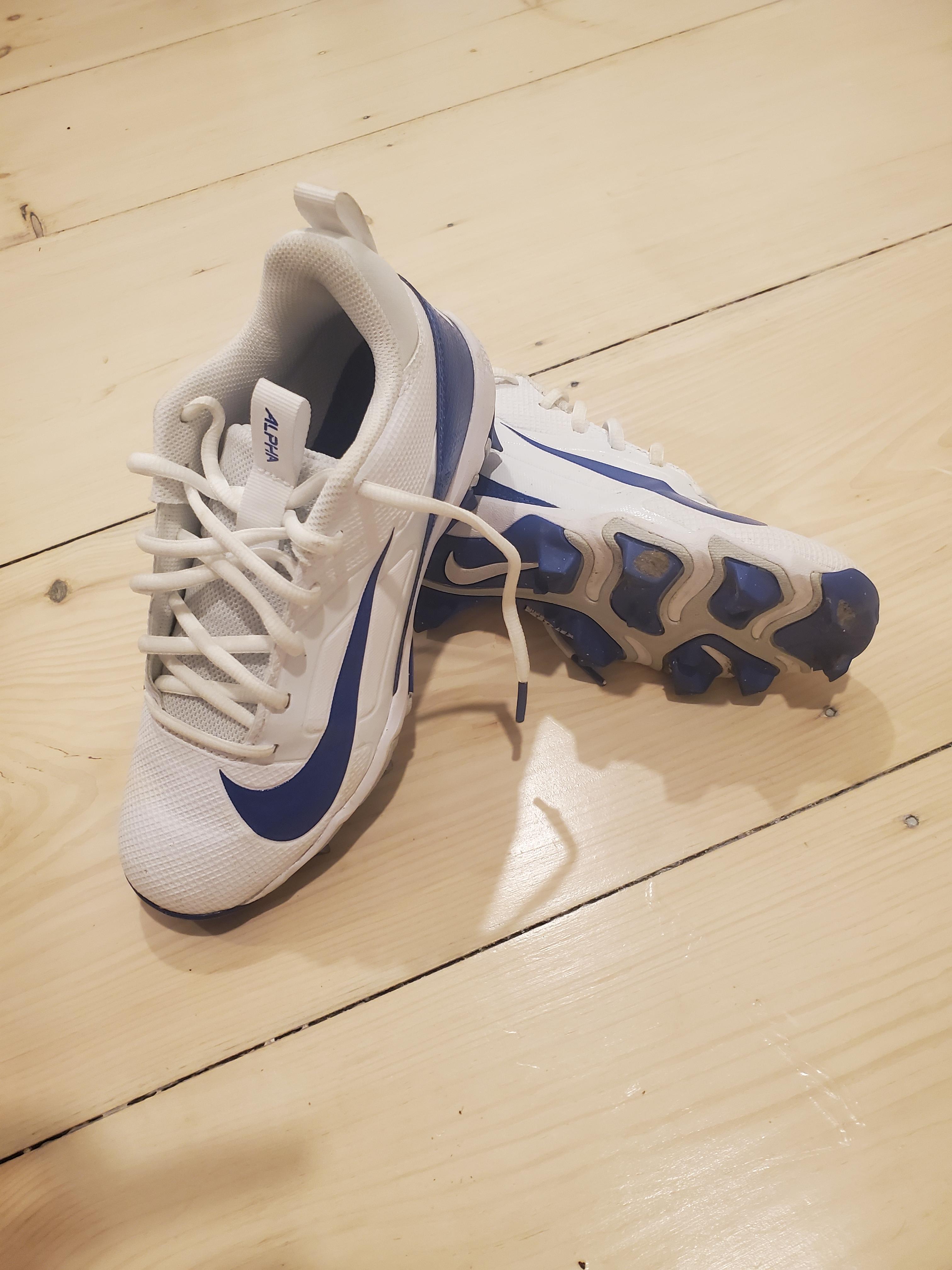 送料無料 新品 NIKE アメフト ALPHA MENACE SHARK4 28 Amazon.com | Nike Kids' Alpha Menace Shark Football Cleats