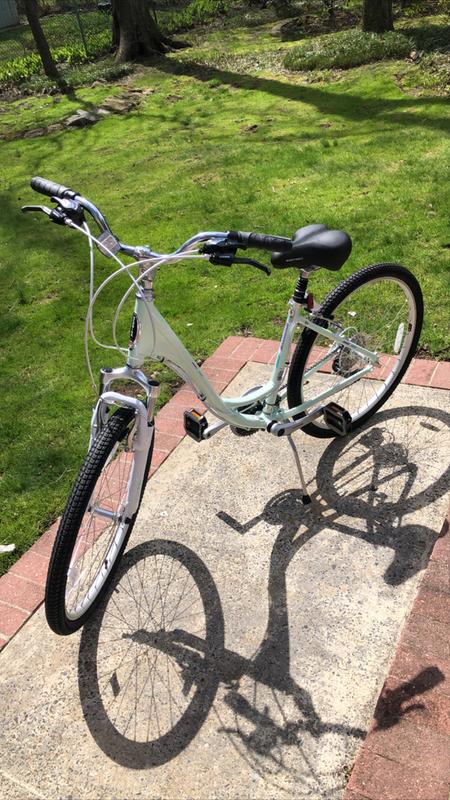 schwinn women's comfort bike