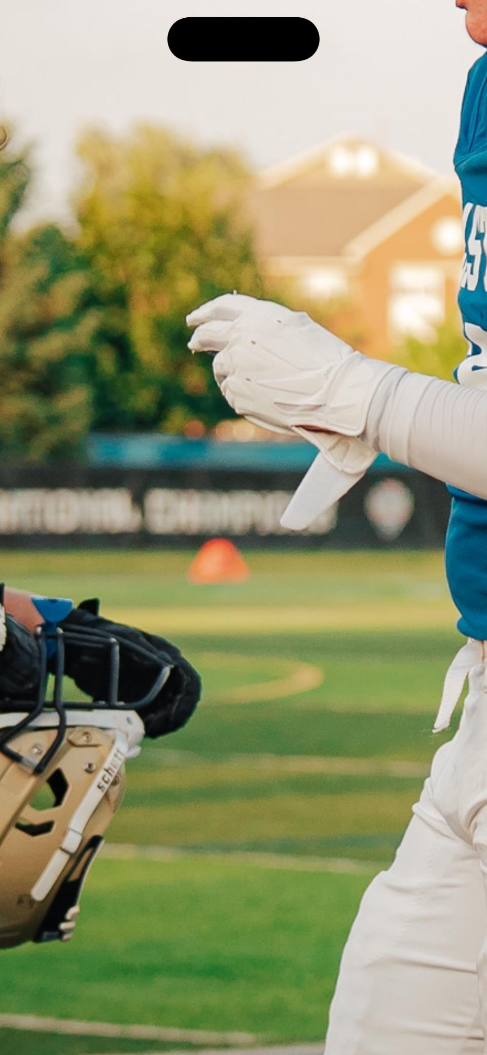 Nike Adult D-Tack 7.0 Football Gloves | Dick's Sporting Goods