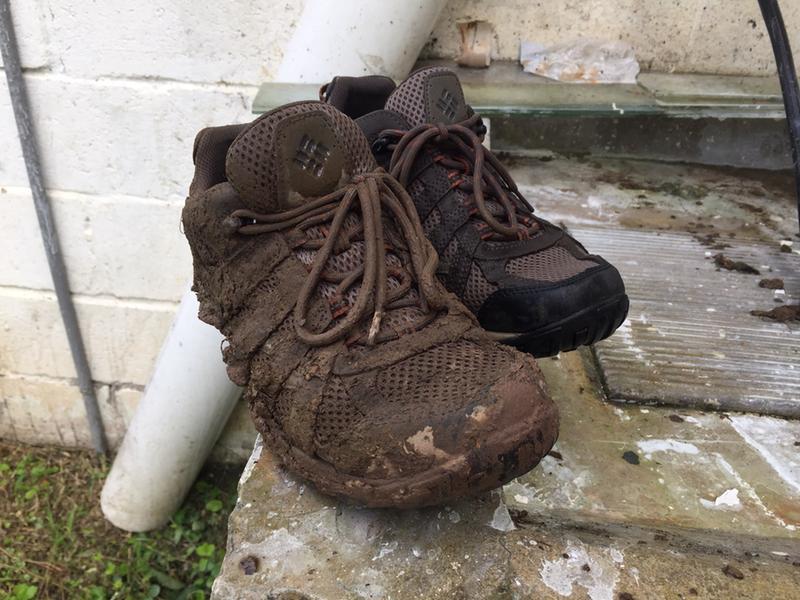 columbia men's redmond waterproof hiking boots