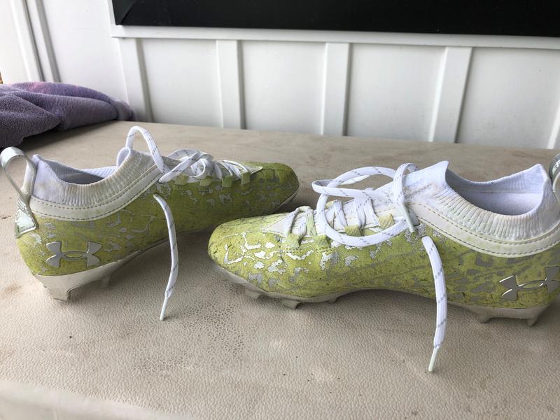 ua spotlight suede cleats