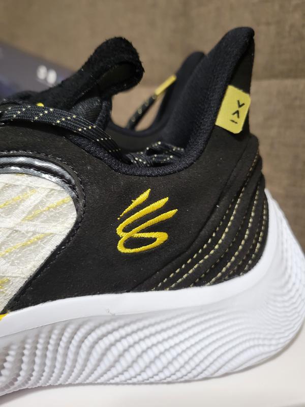 Curry Flow 9 Unisex Basketball Shoes | Under Armour
