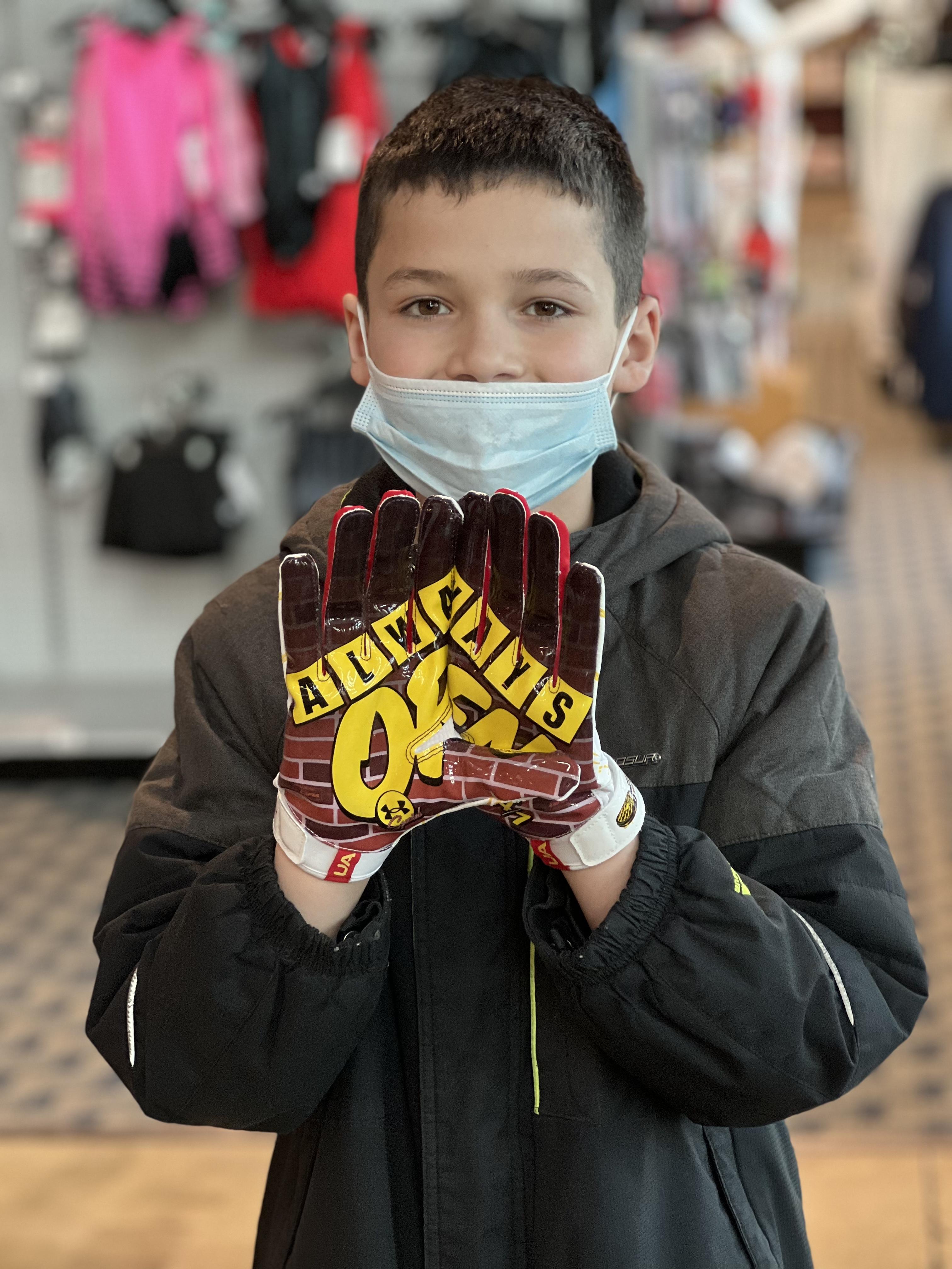 新品  UNDER ARMOUR グローブ  F7 Yahoo!オークション - アメフト アンダーアーマー グローブ F7